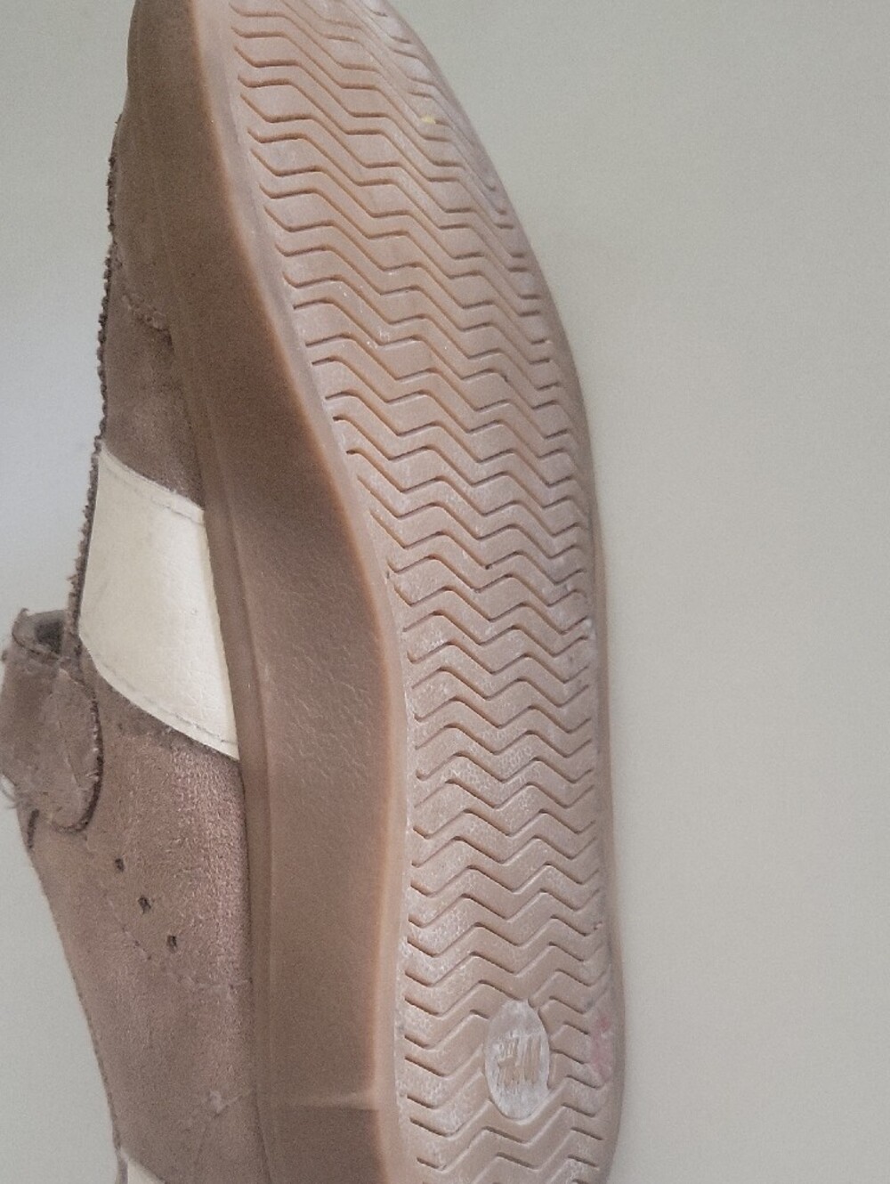 H&M Mauve Pink Suede Kids Sneakers with White Accents - Picture 6 of 8